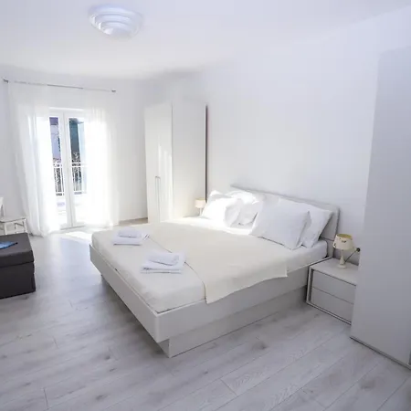 Apartament Pical *
